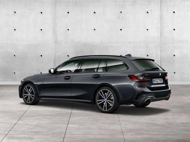 BMW 330 Touring M Sport xDrive 185 kW image number 7