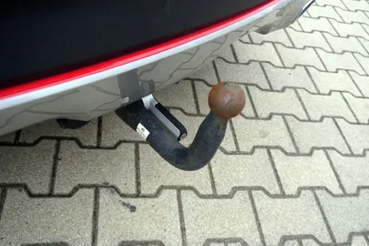 Car image 34