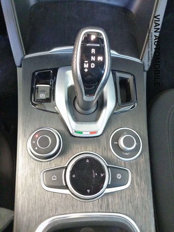 Alfa Romeo Stelvio 2.2 Diesel Super 140 kW image number 23