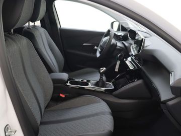 Car image 31