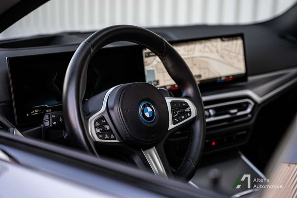 BMW 330 e Touring 215 kW image number 3