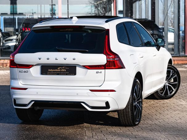 Volvo XC60 B4 Plus Dark 145 kW image number 2