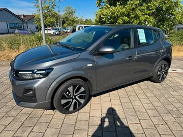 Car image 3