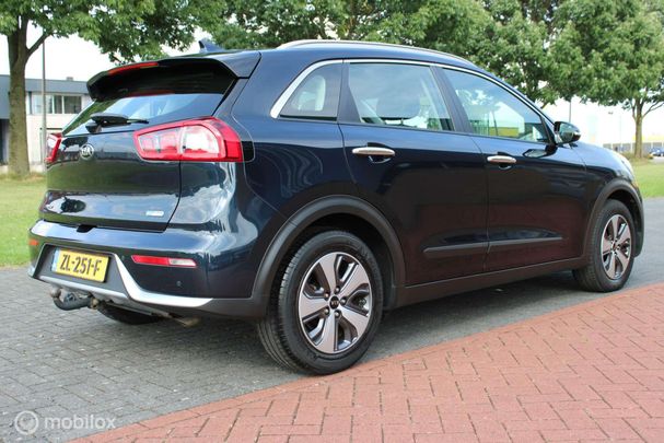 Kia Niro Hybrid 1.6 GDI 104 kW image number 2