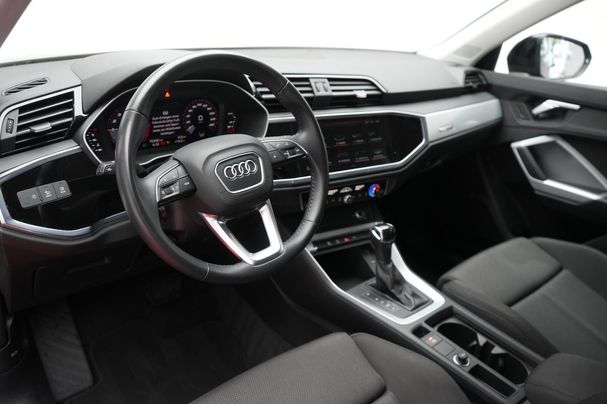 Audi Q3 35 TFSI S-line 110 kW image number 9