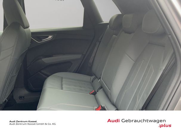 Audi Q4 40 e-tron S-line 150 kW image number 16