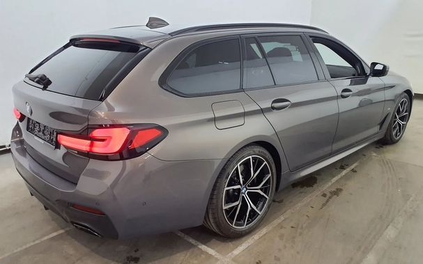 BMW 540i Touring M Sport Edition xDrive 245 kW image number 4