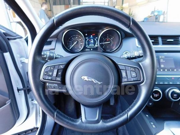 Jaguar E-Pace D150 AWD 110 kW image number 9