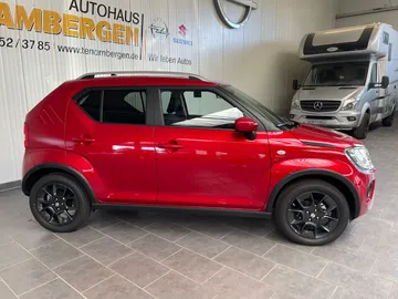 Car image 3