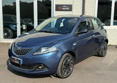 Car image 1