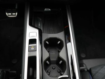 Car image 37