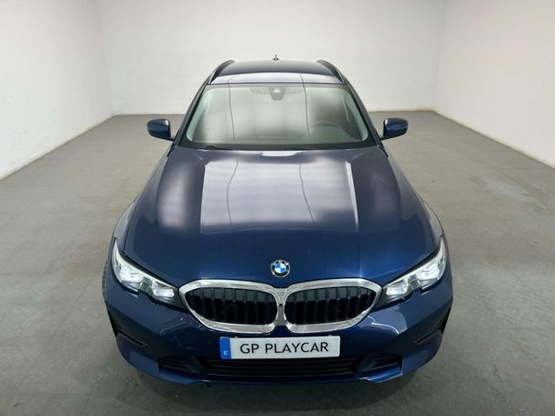 BMW 318d Touring 110 kW image number 17