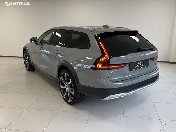 Volvo V90 Cross Country AWD B4 155 kW image number 4