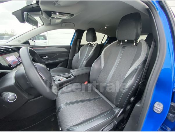 Peugeot 308 1.2 PureTech 130 Allure 96 kW image number 4