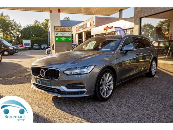 Volvo V90 T8 Momentum AWD 300 kW image number 1