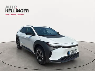 Car image 2