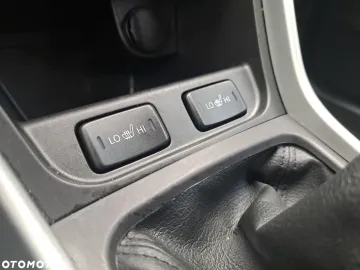 Car image 32