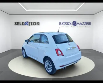 Car image 4