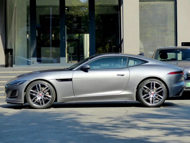 Jaguar F-Type 2.0 R-Dynamic 221 kW image number 8