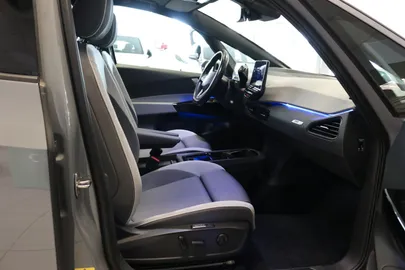 Car image 36