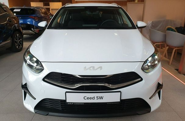 Kia Ceed 74 kW image number 2