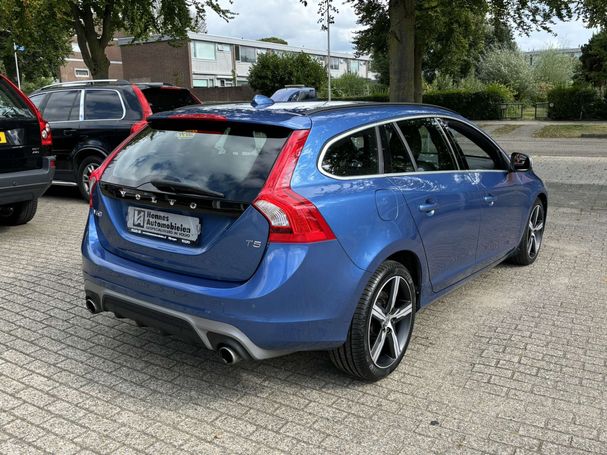 Volvo V60 T5 180 kW image number 16