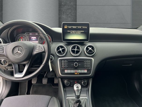 Mercedes-Benz A 180 90 kW image number 10