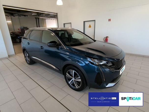 Peugeot 5008 BlueHDi 130 Allure 96 kW image number 2