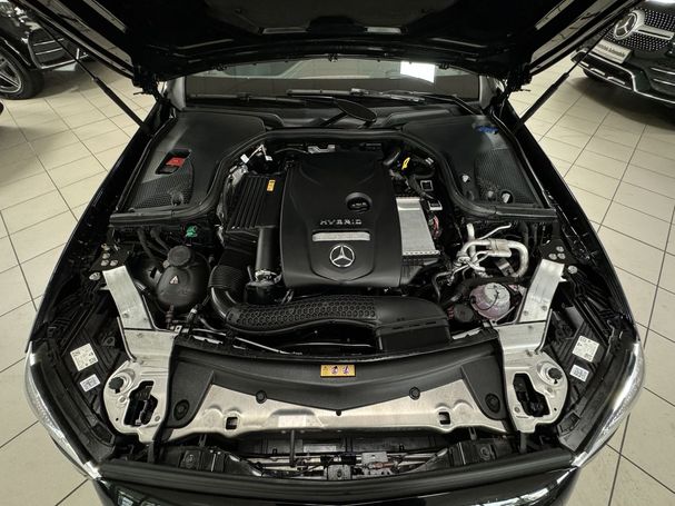 Mercedes-Benz E 300 e AMG 235 kW image number 28