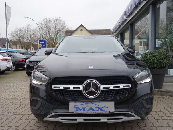 Mercedes-Benz GLA 200 110 kW image number 11