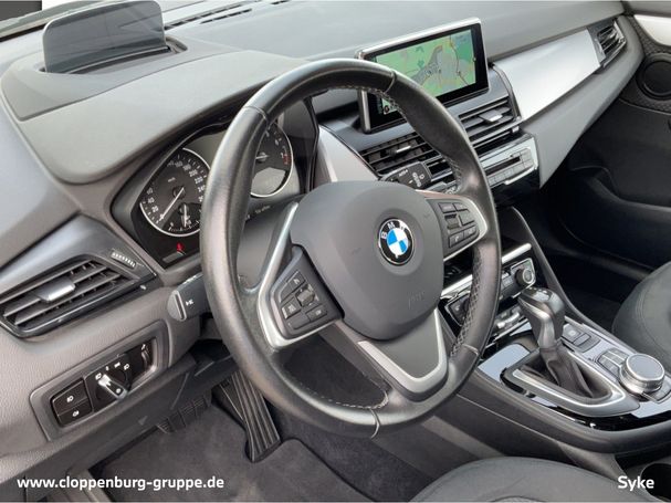 BMW 220i Active Tourer 141 kW image number 12