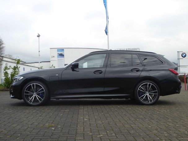 BMW 330e Touring M Sport xDrive 215 kW image number 3