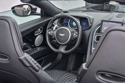 Car image 31