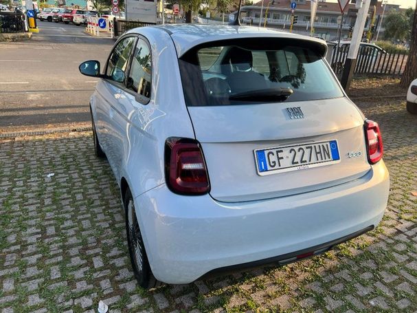 Fiat 500 e 70 kW image number 11