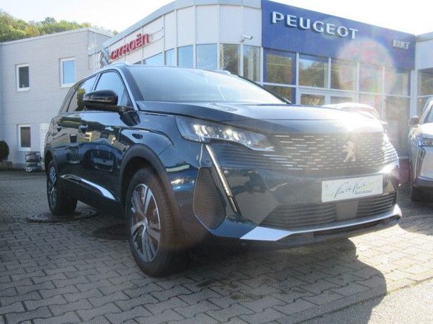 Peugeot 5008 130 Allure 96 kW image number 2