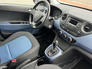 Car image 10