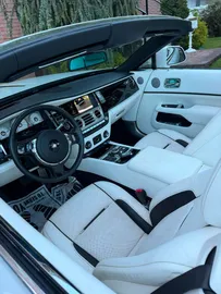Car image 37