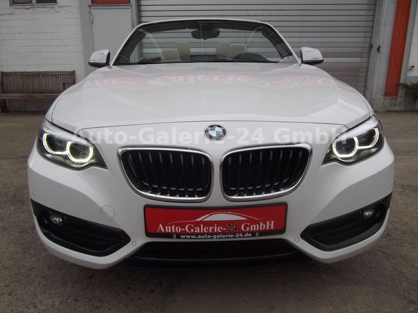 BMW 230i Cabrio Sport Line 185 kW image number 2