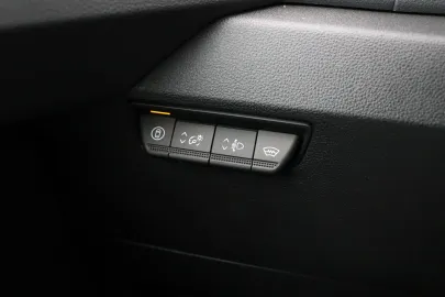 Car image 50