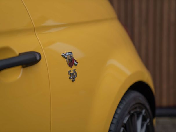 Abarth 595C T Competizione 132 kW image number 18