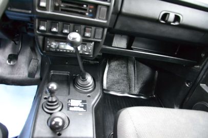 Car image 22