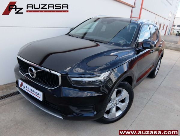 Volvo XC40 T4 Momentum 140 kW image number 1