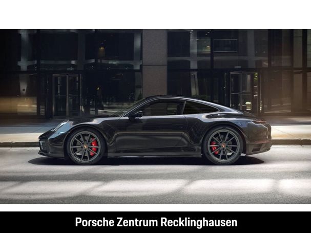 Porsche 992 Carrera 4S 331 kW image number 4