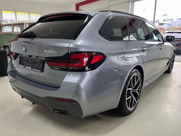 BMW 530 Touring 215 kW image number 7