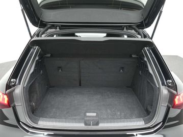 Car image 41