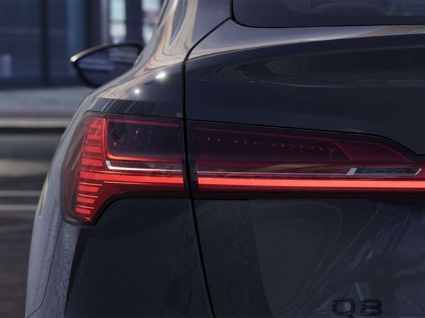 Audi Q8 50 quattro e-tron Sportback 250 kW image number 10