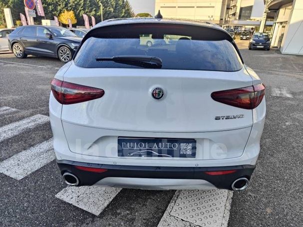 Alfa Romeo Stelvio 2.2 Diesel AT8 140 kW image number 6