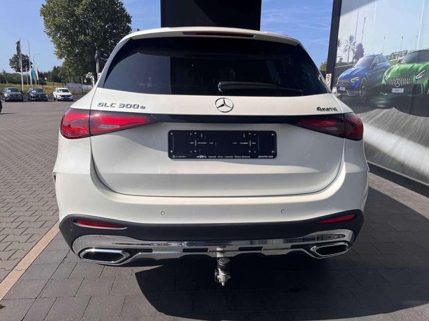 Mercedes-Benz GLC 300 e AMG 230 kW image number 4