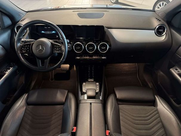 Mercedes-Benz GLA 180 85 kW image number 11