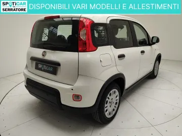 Car image 3